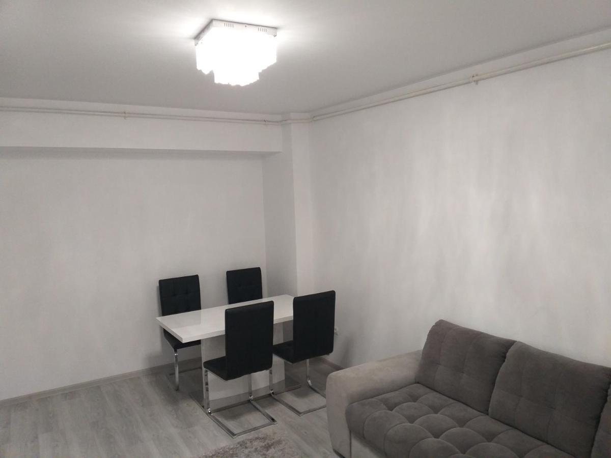 Luxury Daniel Apartament Residence Militari Roşu Dış mekan fotoğraf